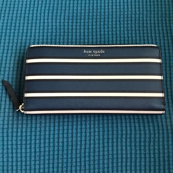 kate spade Handbags - Kate spade wallet